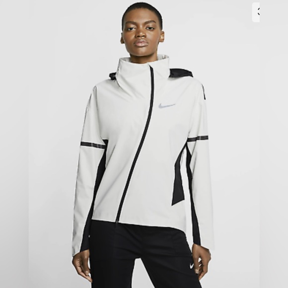 Nike Jackets & Coats Nike Zonal Aeroshield White Black Hooded